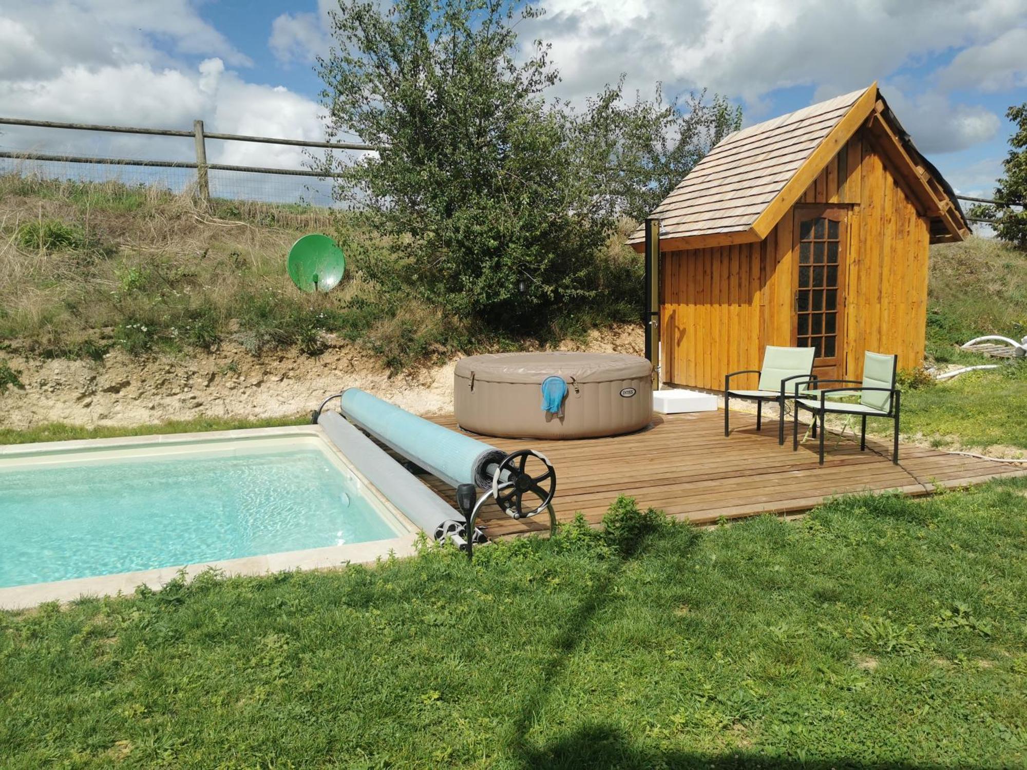 La Bulle Des Champs Acomodação com café da manhã Champmotteux Exterior foto